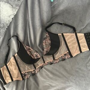 Elegant Black and Pink Lace Bra